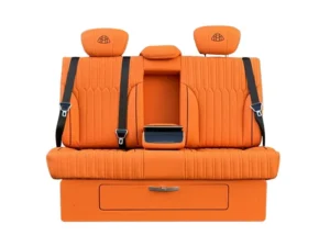 YZ-S03 Asiento de lujo de 3 plazas estilo Mercedes-Benz Maybach, con cajón de almacenamiento y pantalla táctil — Vista frontal