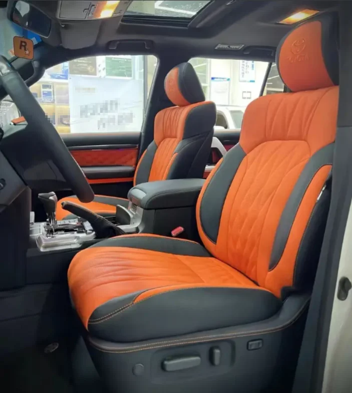 1-Asientos de lujo mejorados para el conductor y el acompañante del Land Cruiser