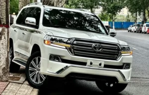 Land Cruiser Modification Custom Luxury Car Seats and Interiors featured Picture