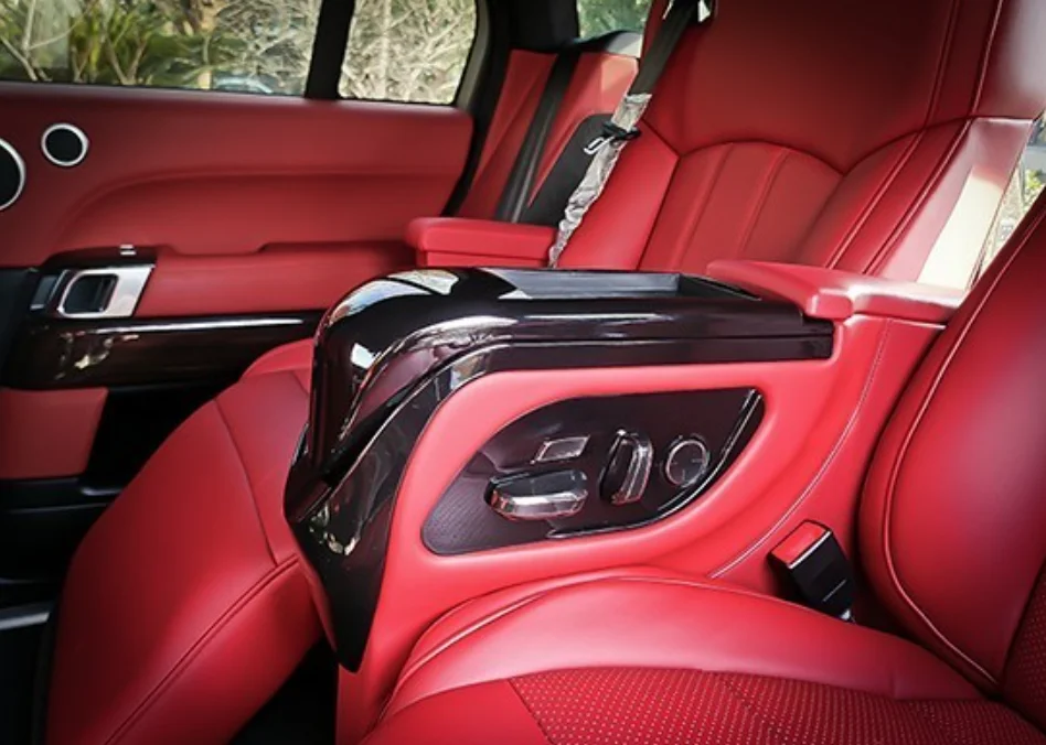4-Modified rear-seat control armrest for Land Rover